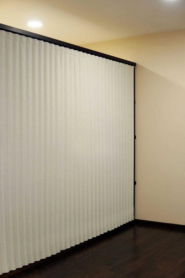 Accordion Door - Tertutup